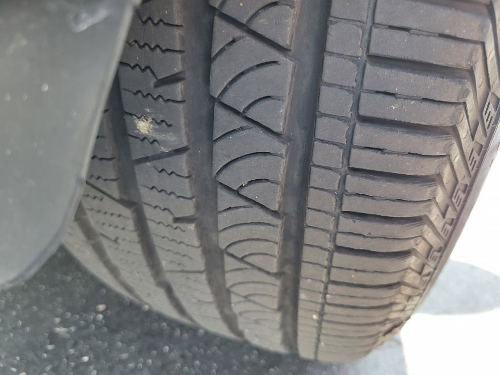 Used 2024 Alfa Romeo Stelvio Sprint image 26