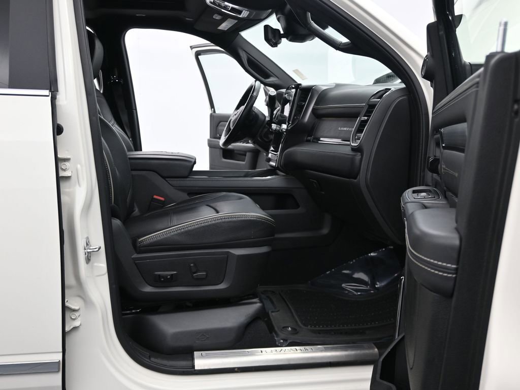 Used 2022 RAM 3500 Limited image 12