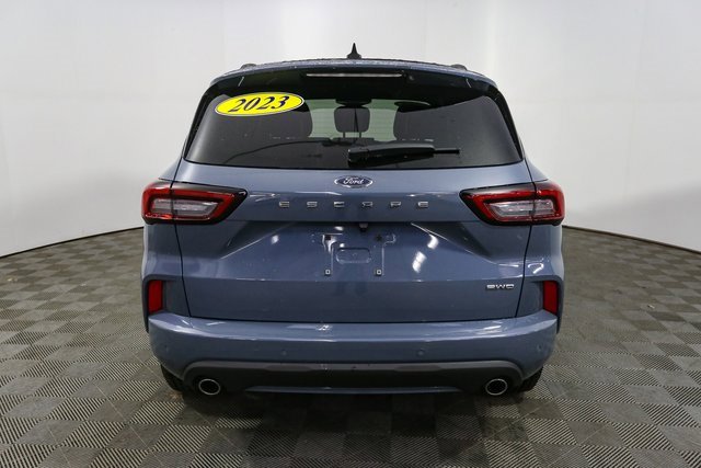 Used 2023 Ford Escape ST-Line w/ Tech Pack #1 image 9