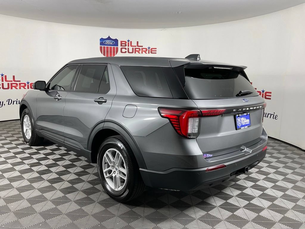 Certified 2026 Ford Explorer Active RWD image 5
