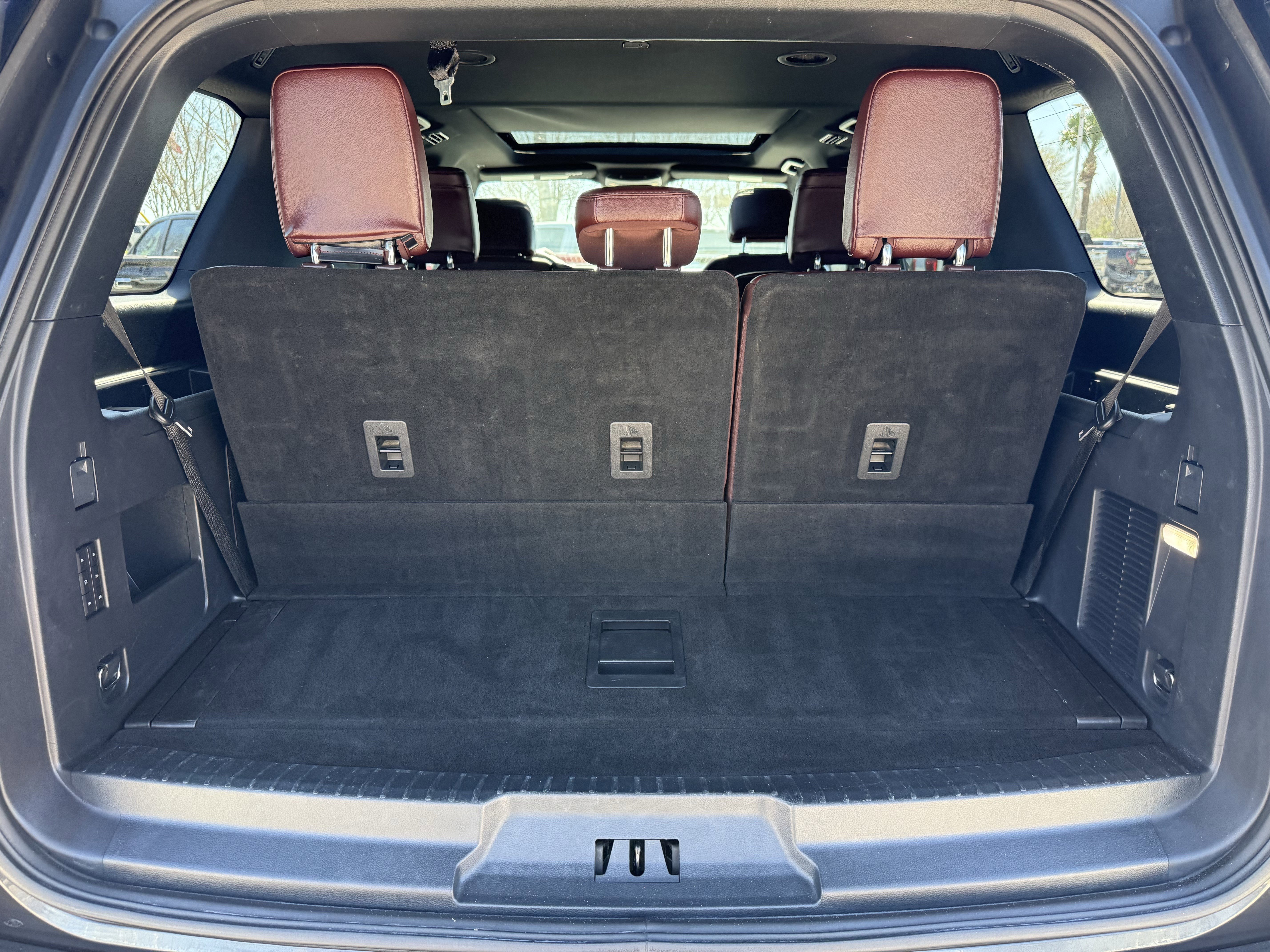 Used 2024 Ford Expedition Limited image 33