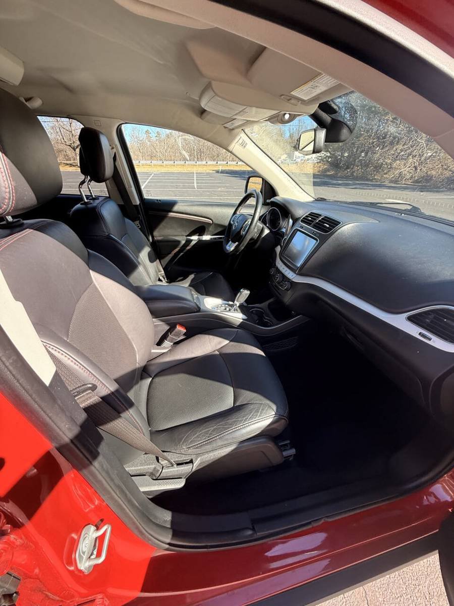Used 2019 Dodge Journey GT w/ Driver Convenience Group AWD/4WD image 5