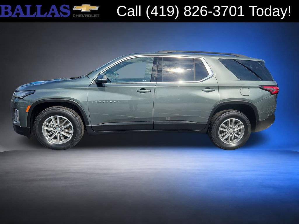 Certified 2022 Chevrolet Traverse LT FWD image 2