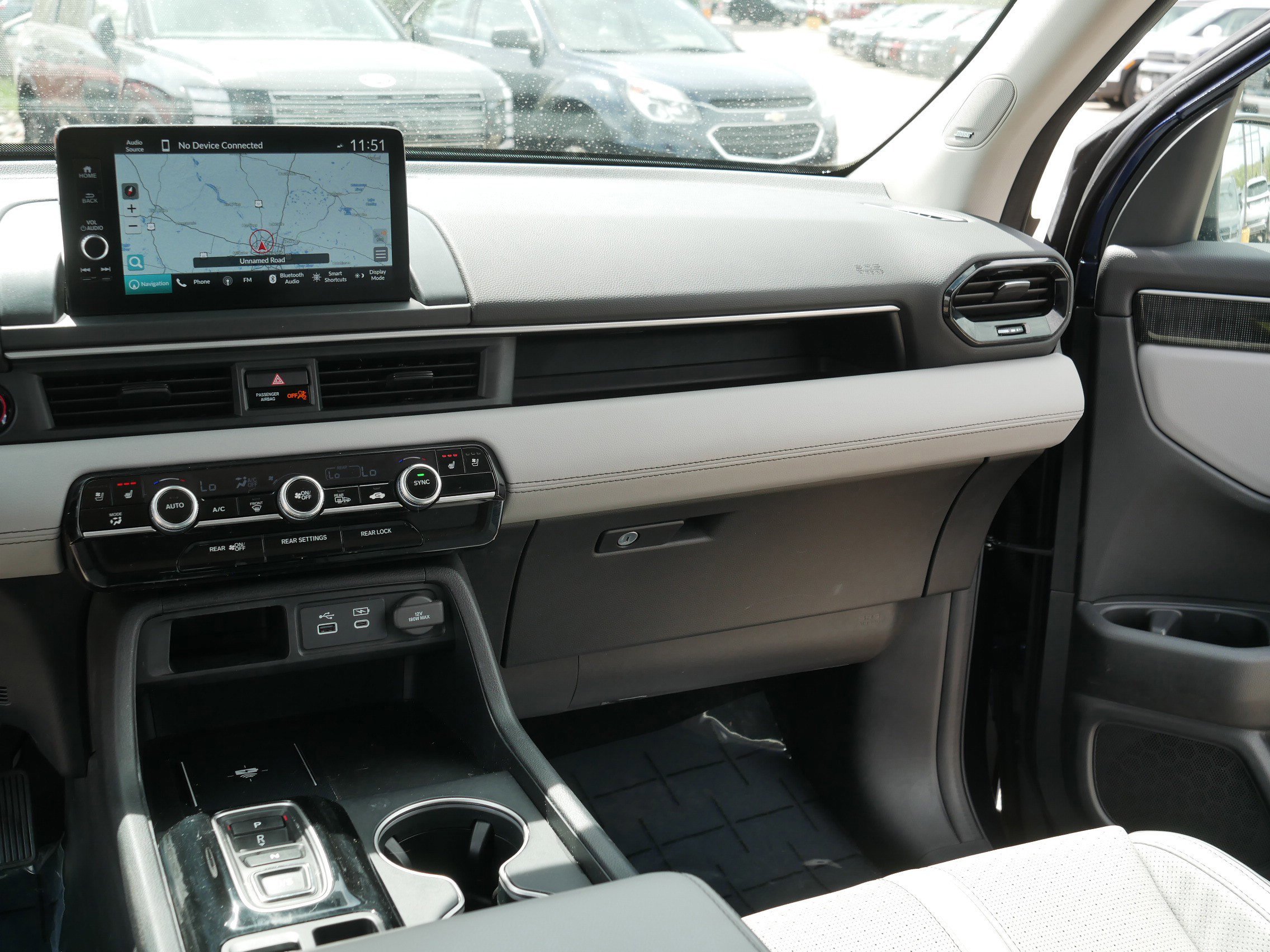 Used 2023 Honda Pilot Elite image 23