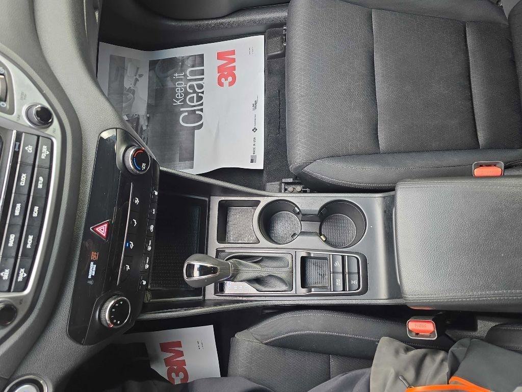 Used 2016 Hyundai Tucson Sport image 17