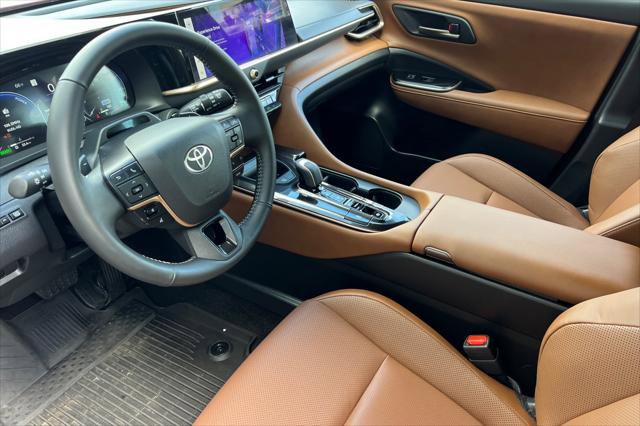 Certified 2025 Toyota Crown Signia w/ Advanced Technology Package image 11