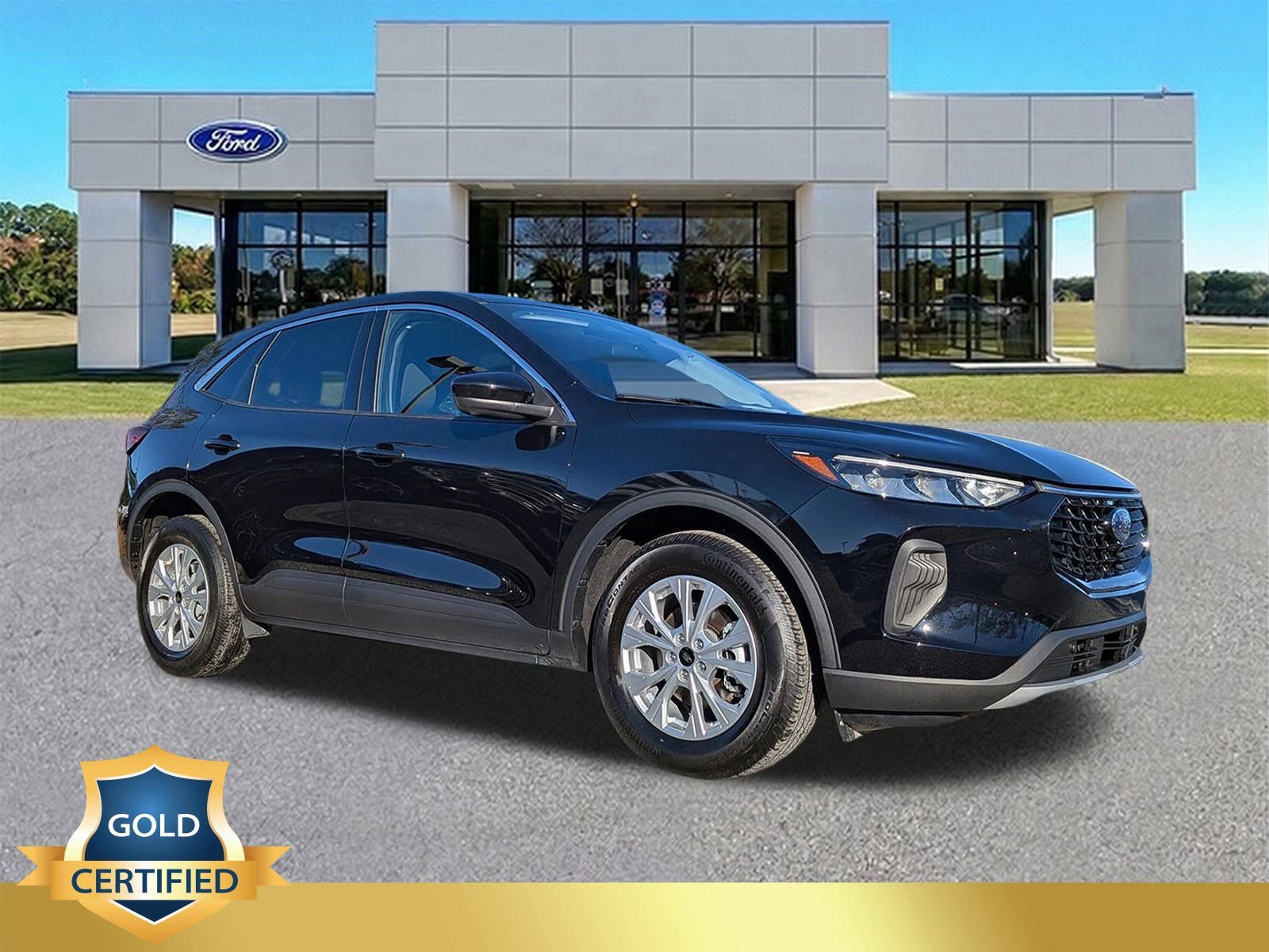 Certified 2023 Ford Escape Active w/ Tech Pack #2 image 1