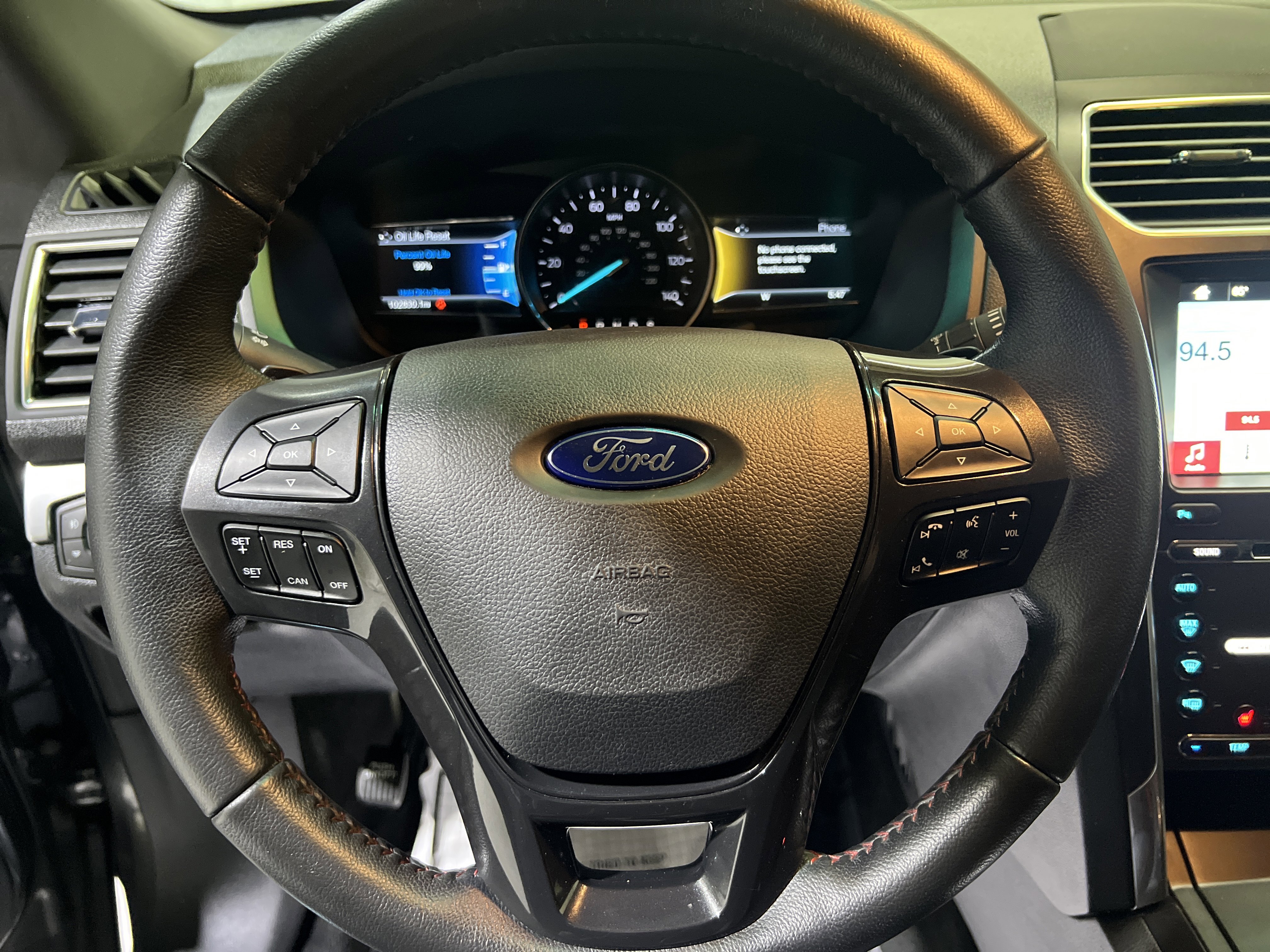 Used 2017 Ford Explorer Sport image 23