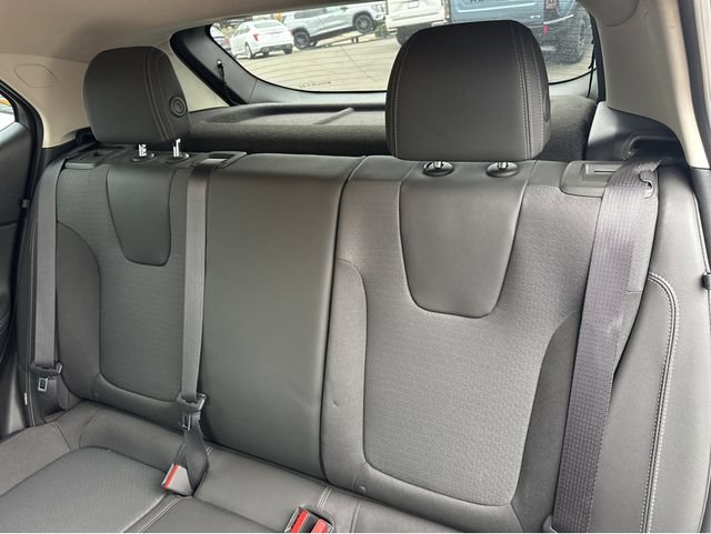 Used 2024 Buick Encore GX Preferred FWD image 15
