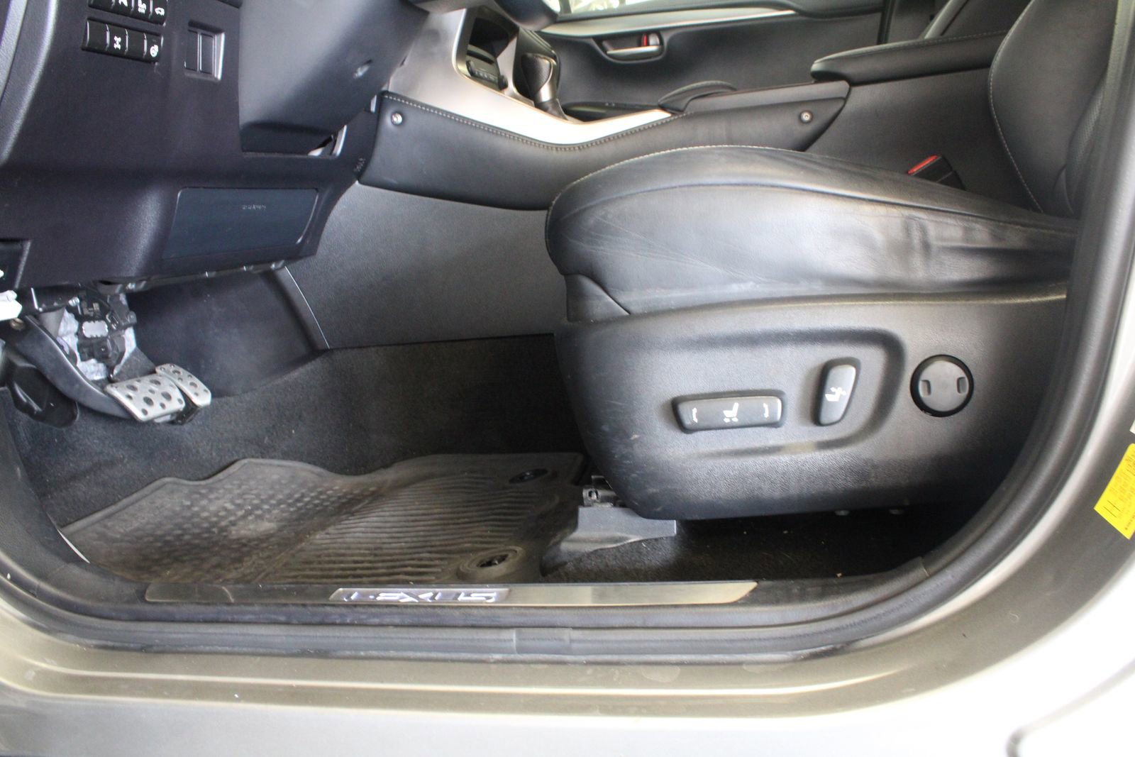 Used 2015 Lexus NX 200t F Sport image 20