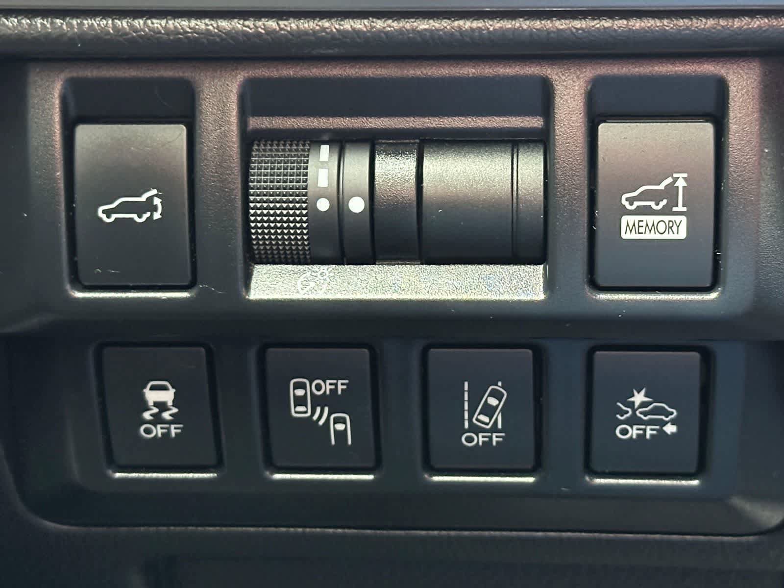 Used 2019 Subaru Outback 2.5i Limited AWD/4WD image 25