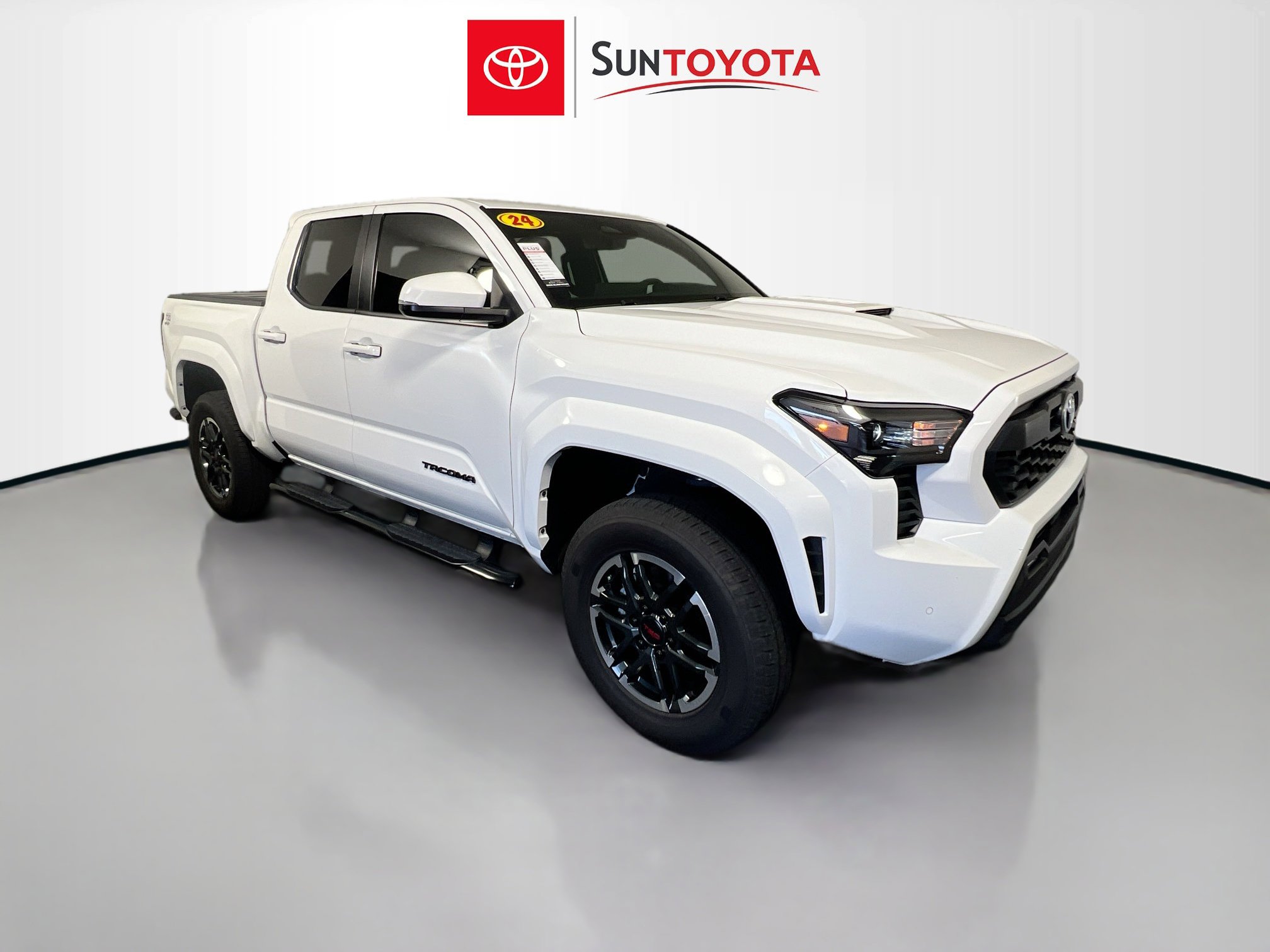 Used 2024 Toyota Tacoma TRD Sport RWD image 1