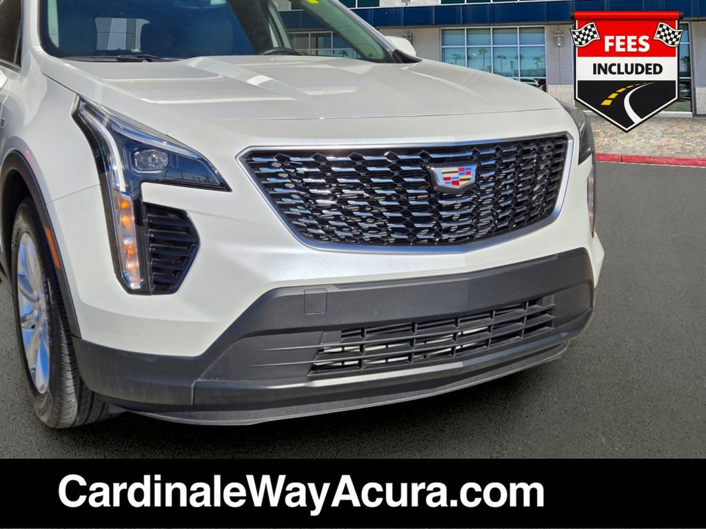 Used 2023 Cadillac XT4 Luxury w/ Cold Weather Package FWD image 8