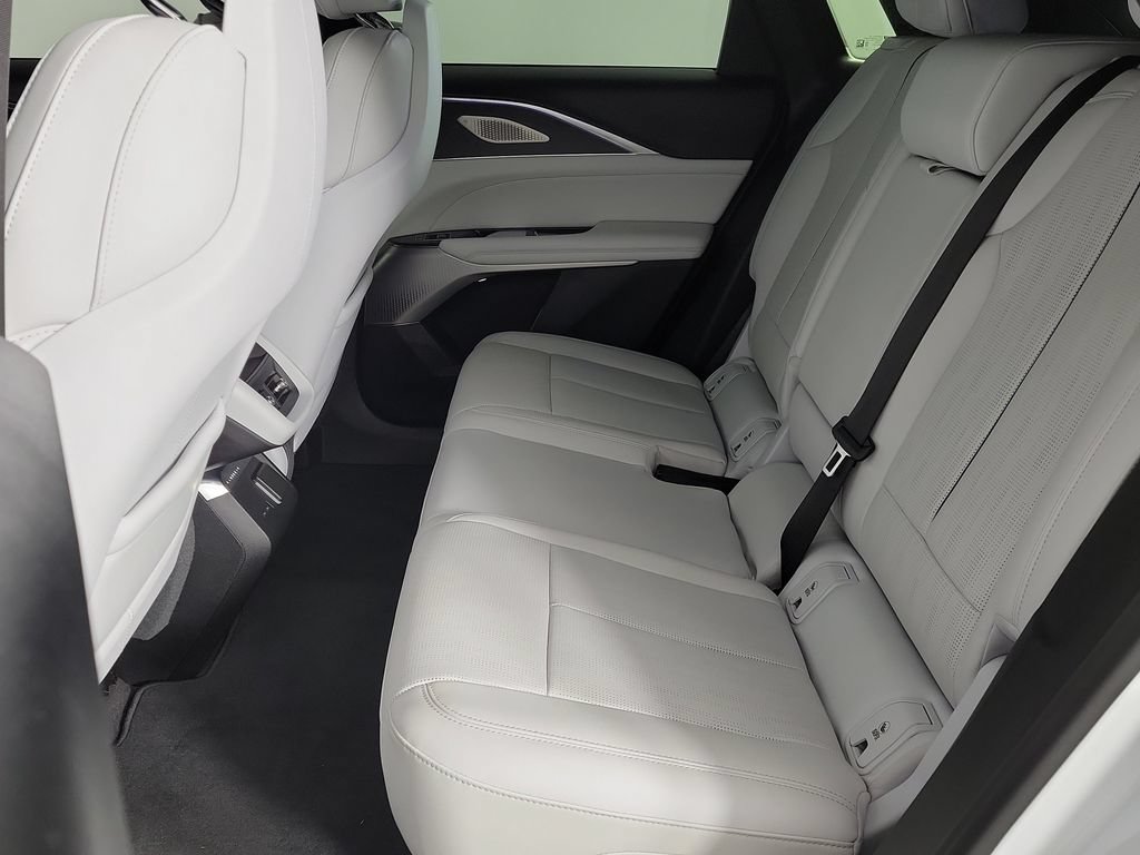Used 2024 Cadillac Lyriq Sport AWD/4WD image 12