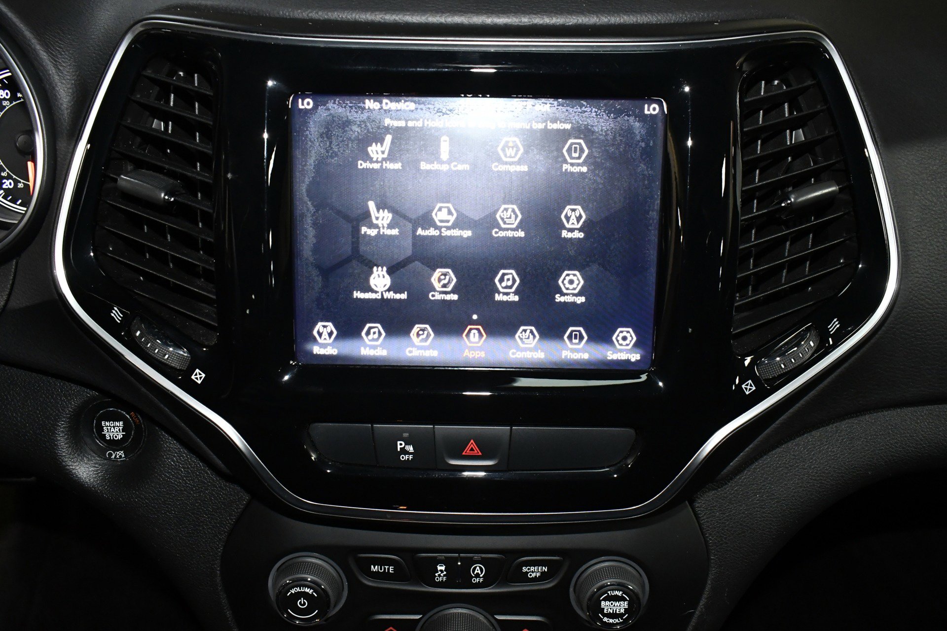 Used 2019 Jeep Cherokee Limited image 35