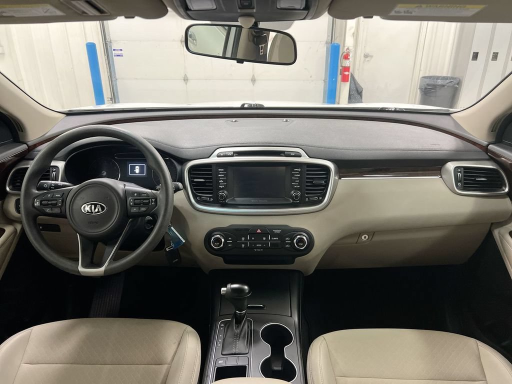 Used 2018 Kia Sorento FWD image 10