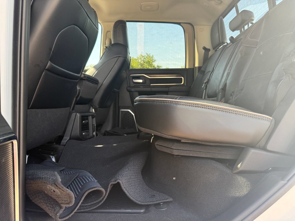 Used 2024 RAM 2500 Laramie w/ Safety Group AWD/4WD image 34