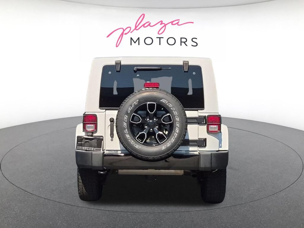 Used 2018 Jeep Wrangler Unlimited Sahara AWD/4WD image 6