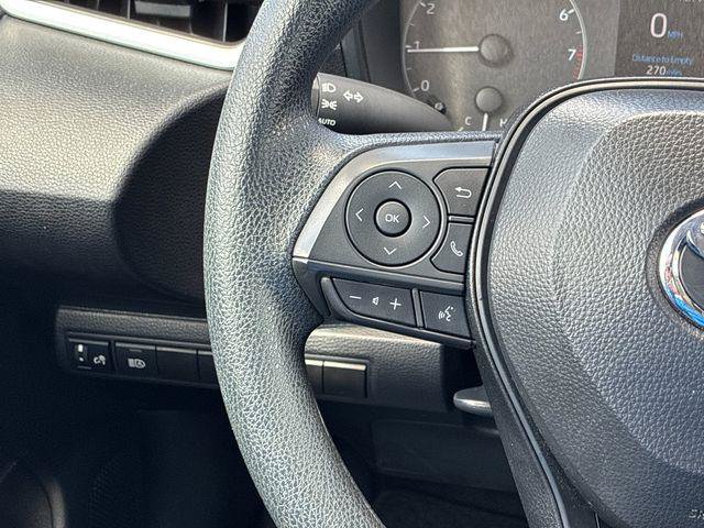 Certified 2025 Toyota Corolla LE FWD image 22