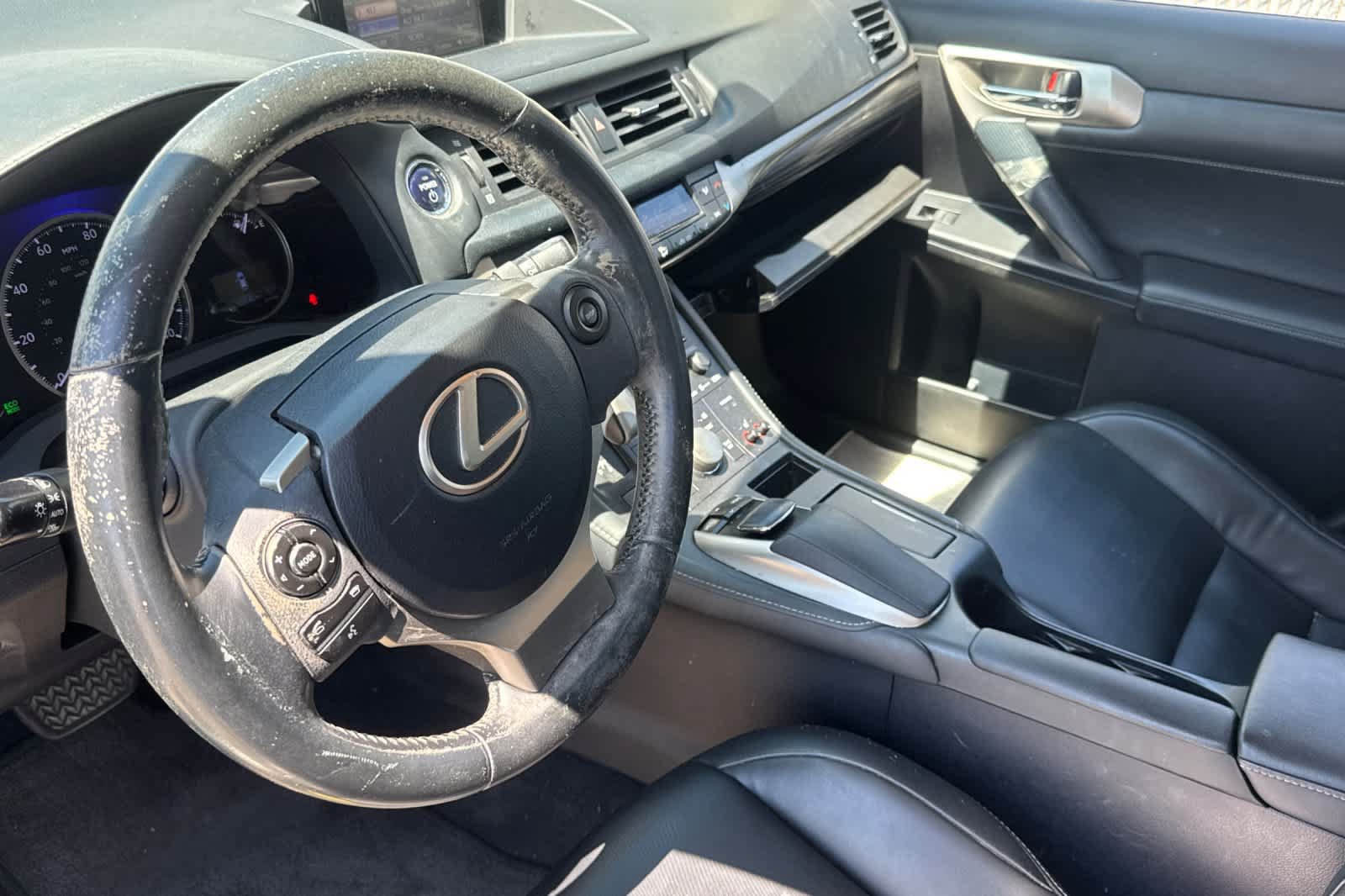 Used 2014 Lexus CT 200h FWD image 9