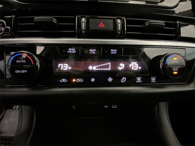 Used 2022 Nissan Pathfinder SV image 18