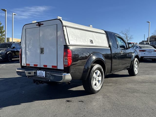 Used 2013 Nissan Frontier SV image 3