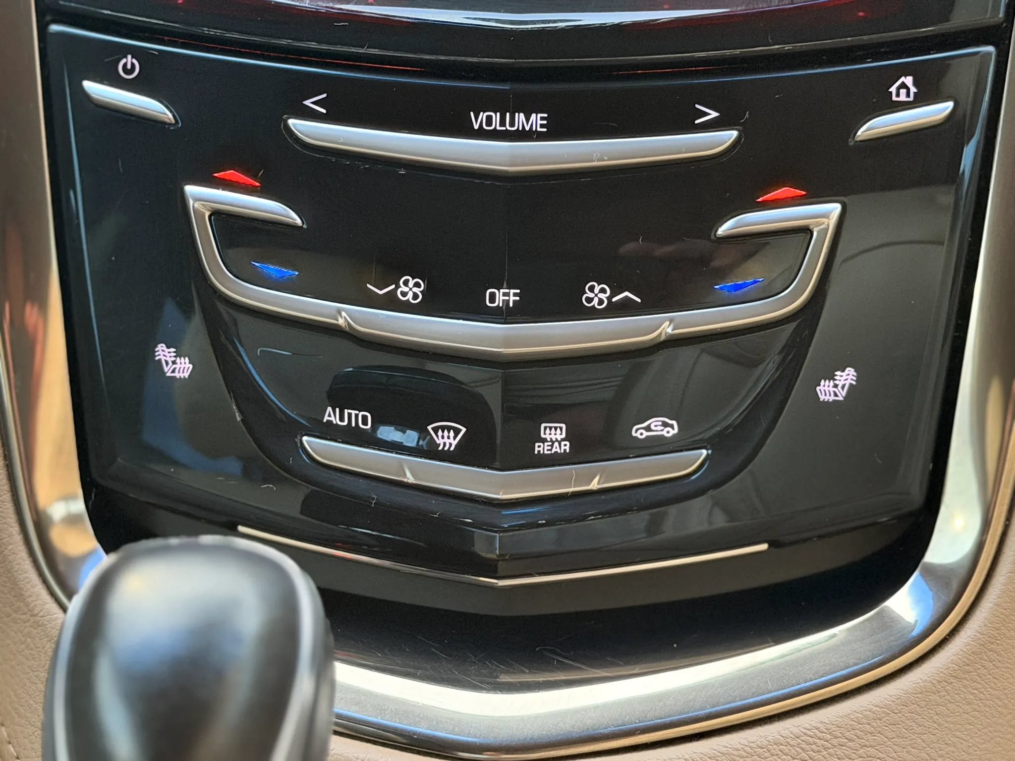 Used 2014 Cadillac ELR w/ Luxury Package FWD image 32