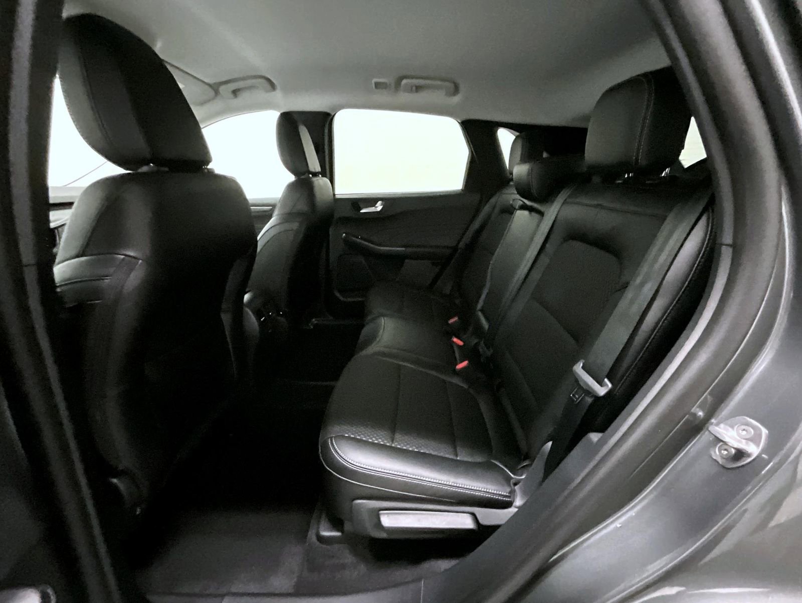 New 2025 Ford Escape SE image 11