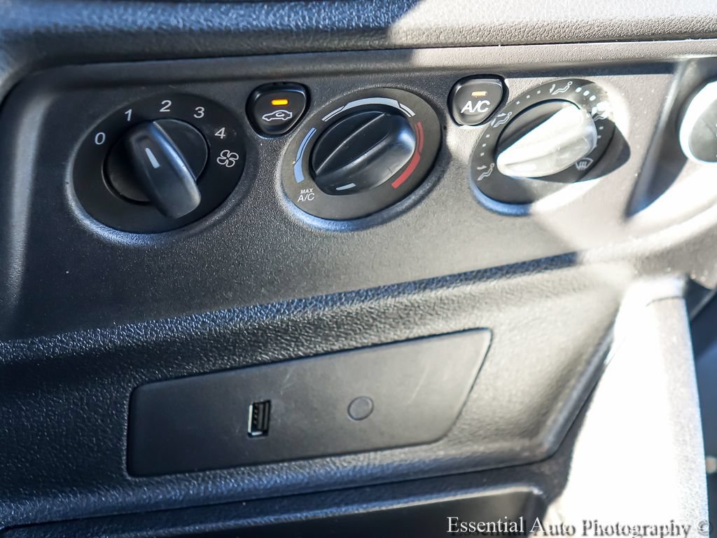 Used 2018 Ford Transit 150 XL RWD image 16