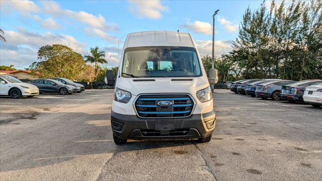 Used 2022 Ford E-Transit 148 High Roof Extended image 12