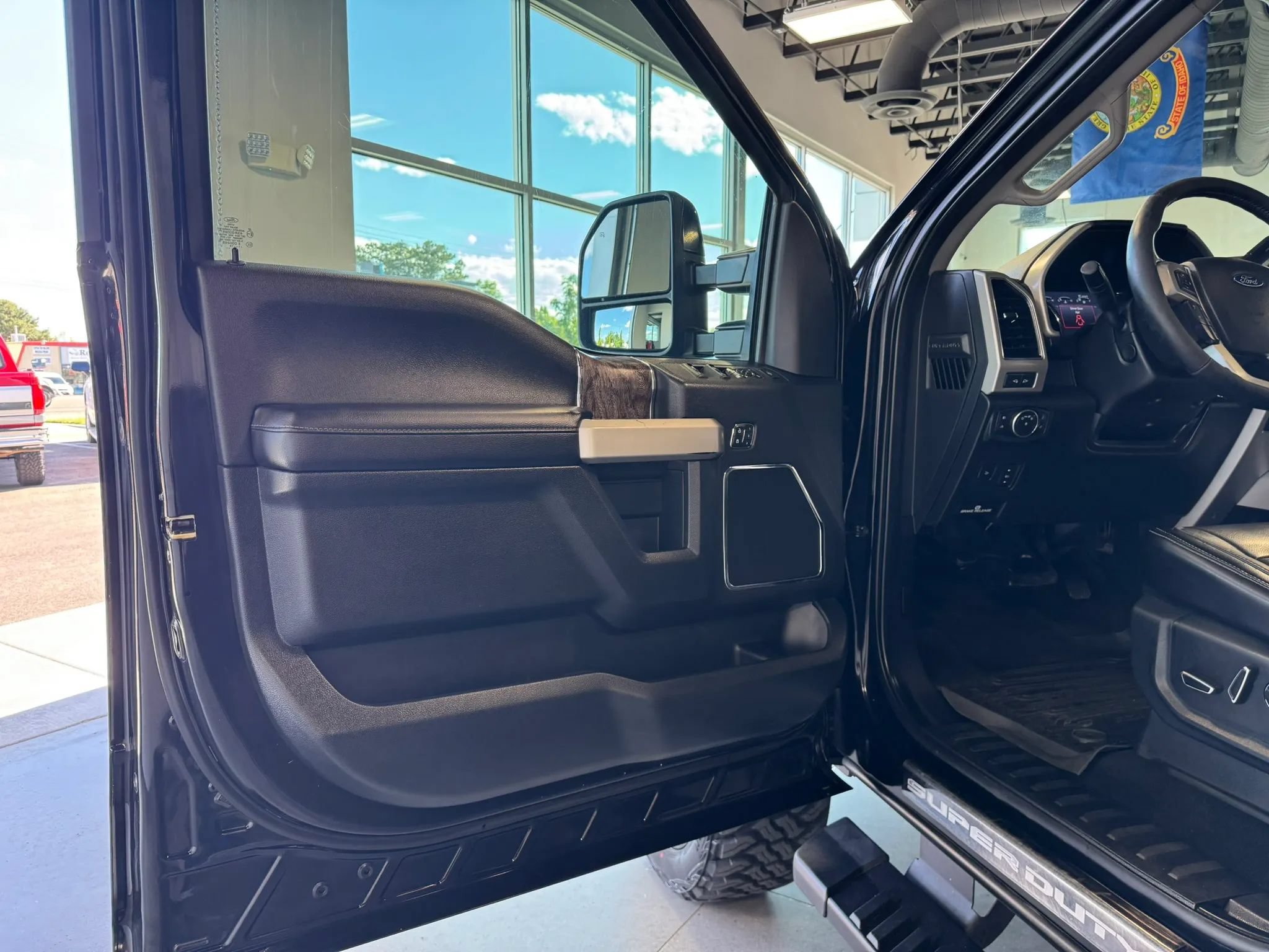 Used 2019 Ford F250 Lariat AWD/4WD image 12
