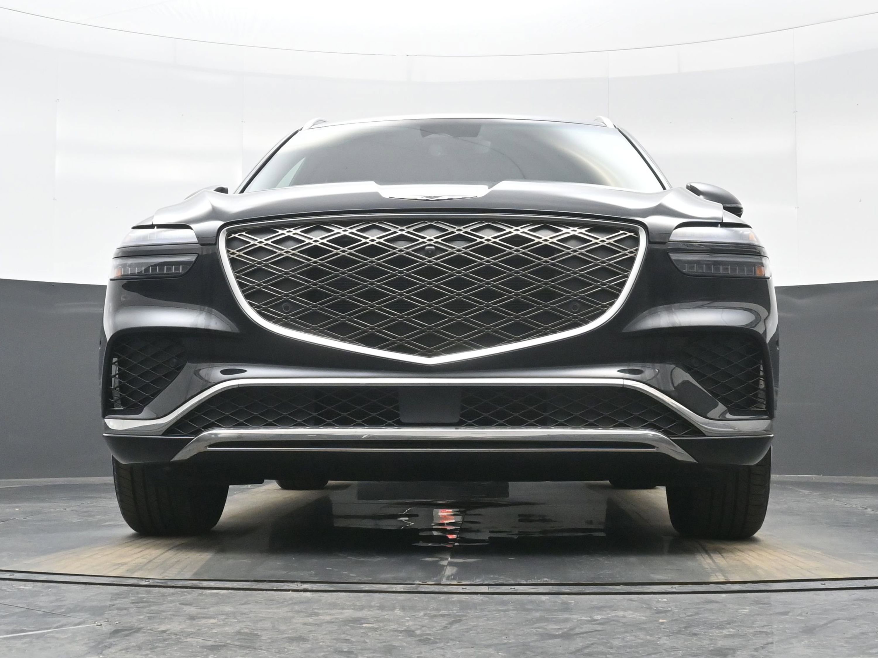 Certified 2026 Genesis GV70 2.5T Advanced image 28