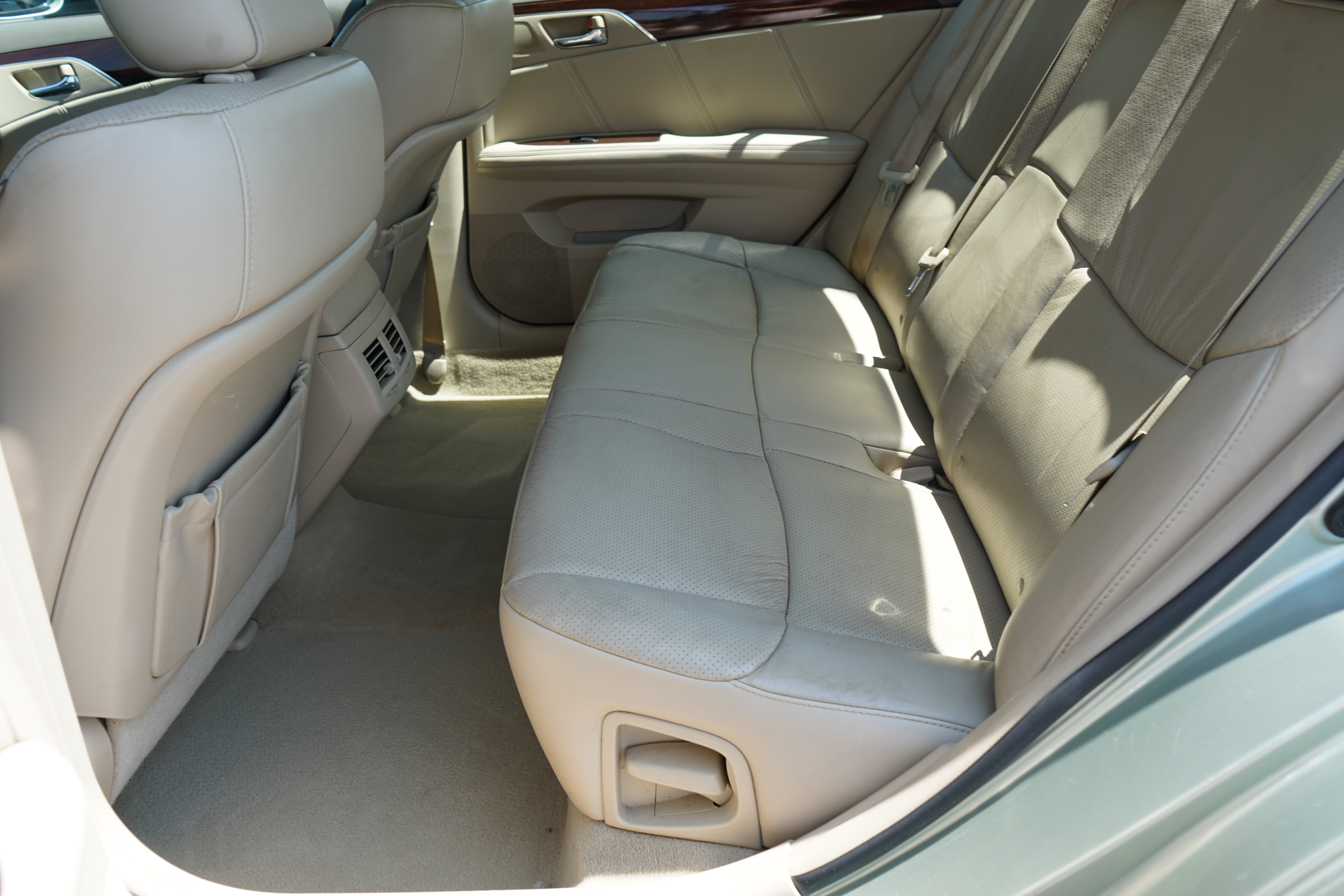 Used 2009 Toyota Avalon XL FWD image 16
