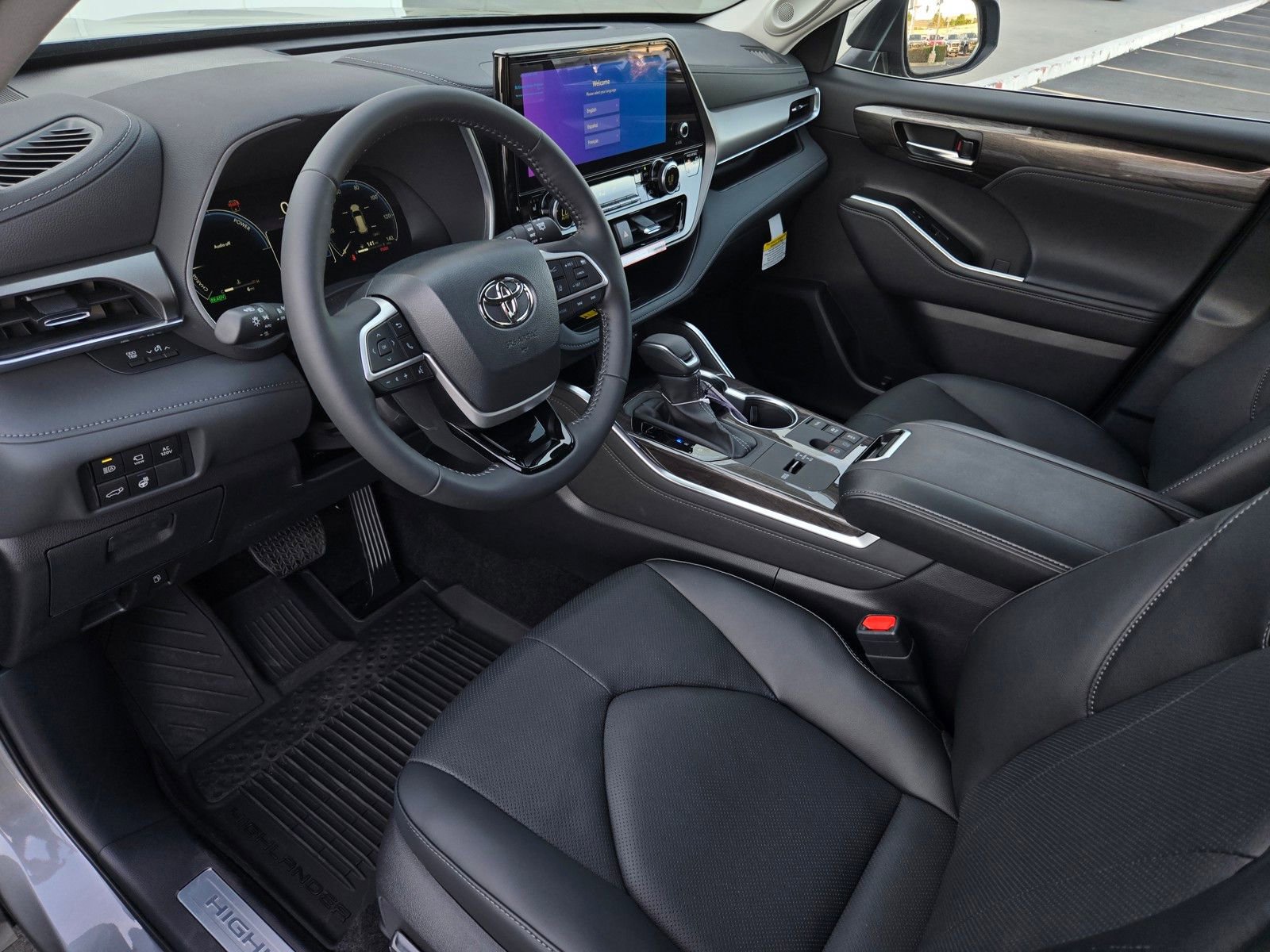 Certified 2026 Toyota Highlander Limited AWD/4WD image 8