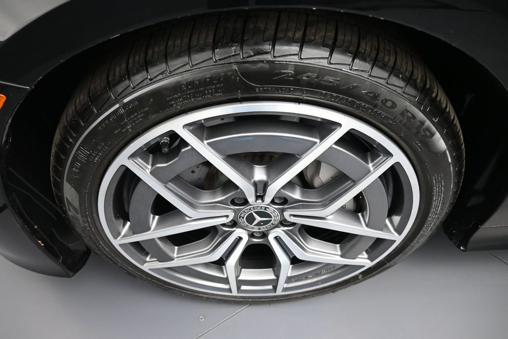 Used 2023 Mercedes-Benz E 450 4MATIC Cabriolet image 14