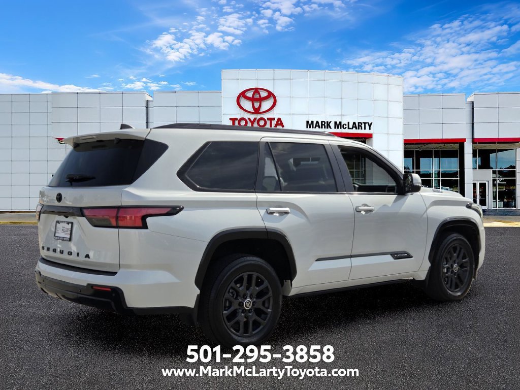 Used 2024 Toyota Sequoia Platinum AWD/4WD image 5
