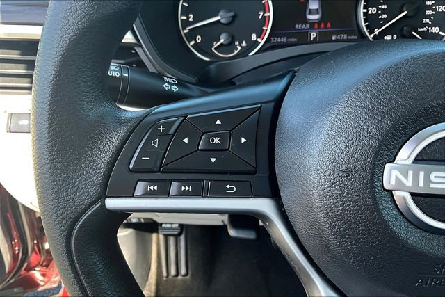 Used 2025 Nissan Altima 2.5 SV image 10