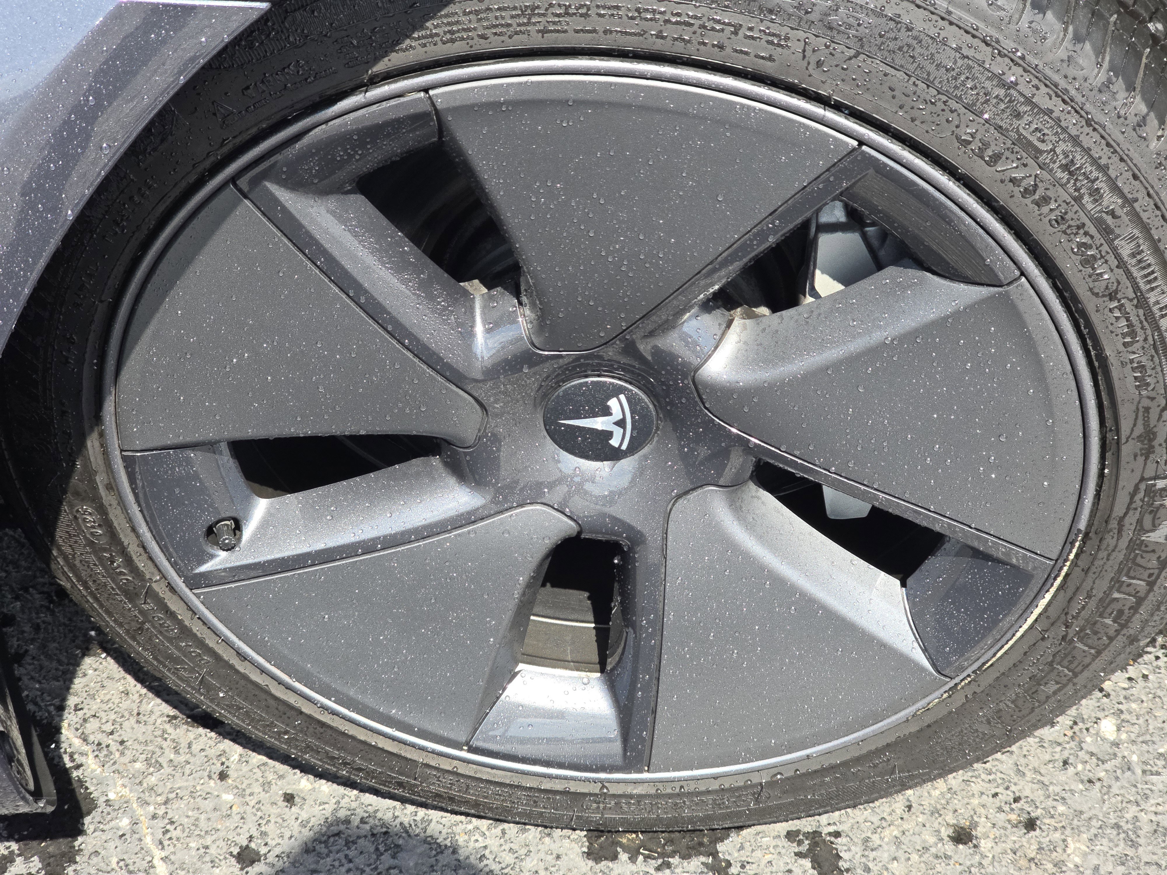 Used 2023 Tesla Model 3 Long Range AWD/4WD image 3