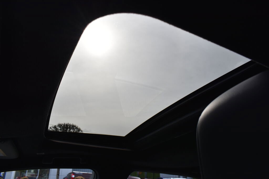 Certified 2025 Toyota Corolla XSE image 16