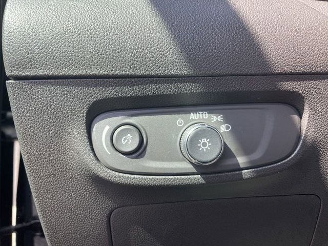 Used 2024 Buick Encore GX Sport Touring image 33