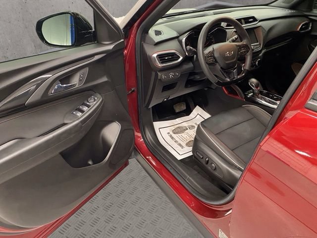 Used 2022 Chevrolet TrailBlazer RS FWD image 19