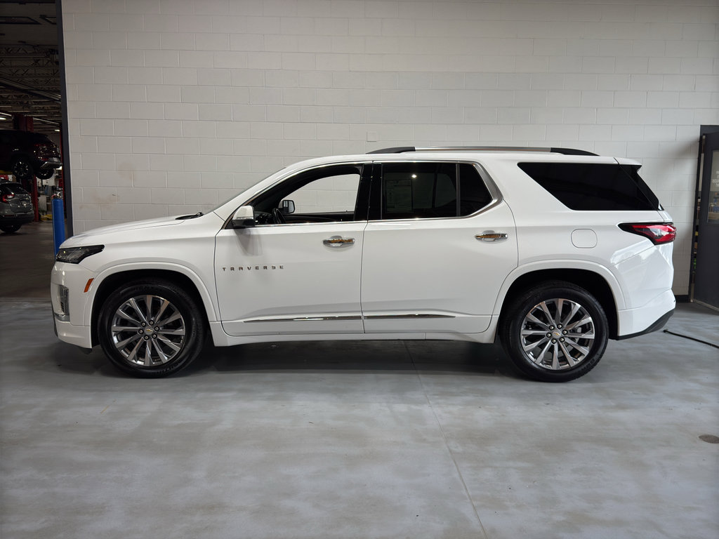 Used 2023 Chevrolet Traverse Premier image 2