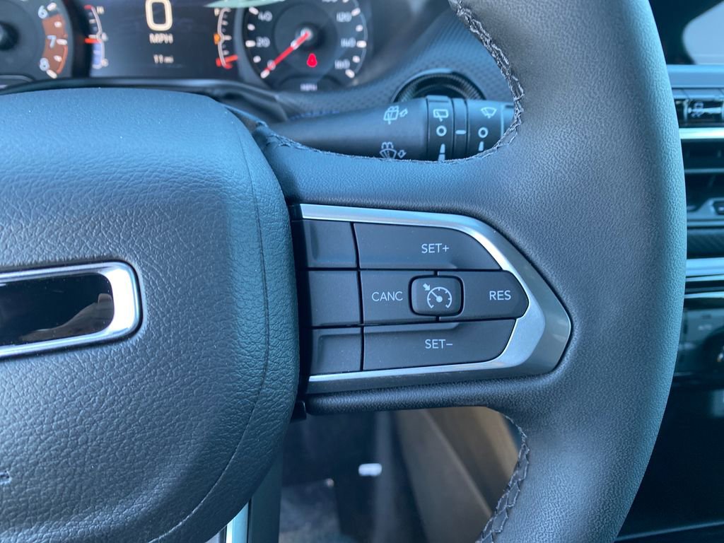 New 2026 Jeep Compass Latitude w/ Sun and Sound Group image 37