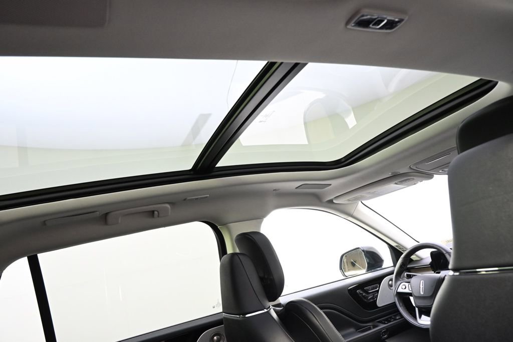 New 2026 Lincoln Aviator Reserve image 17