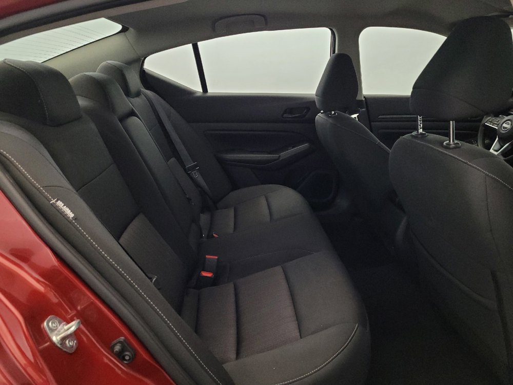 Used 2024 Nissan Altima 2.5 SV FWD image 19