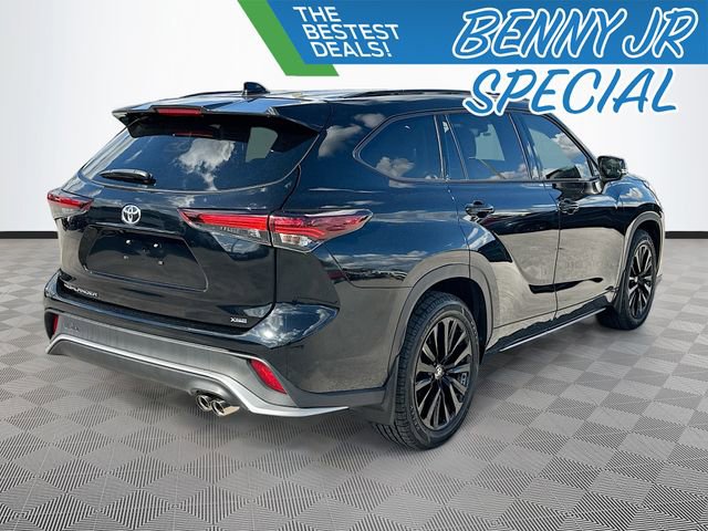 Used 2024 Toyota Highlander XSE image 5