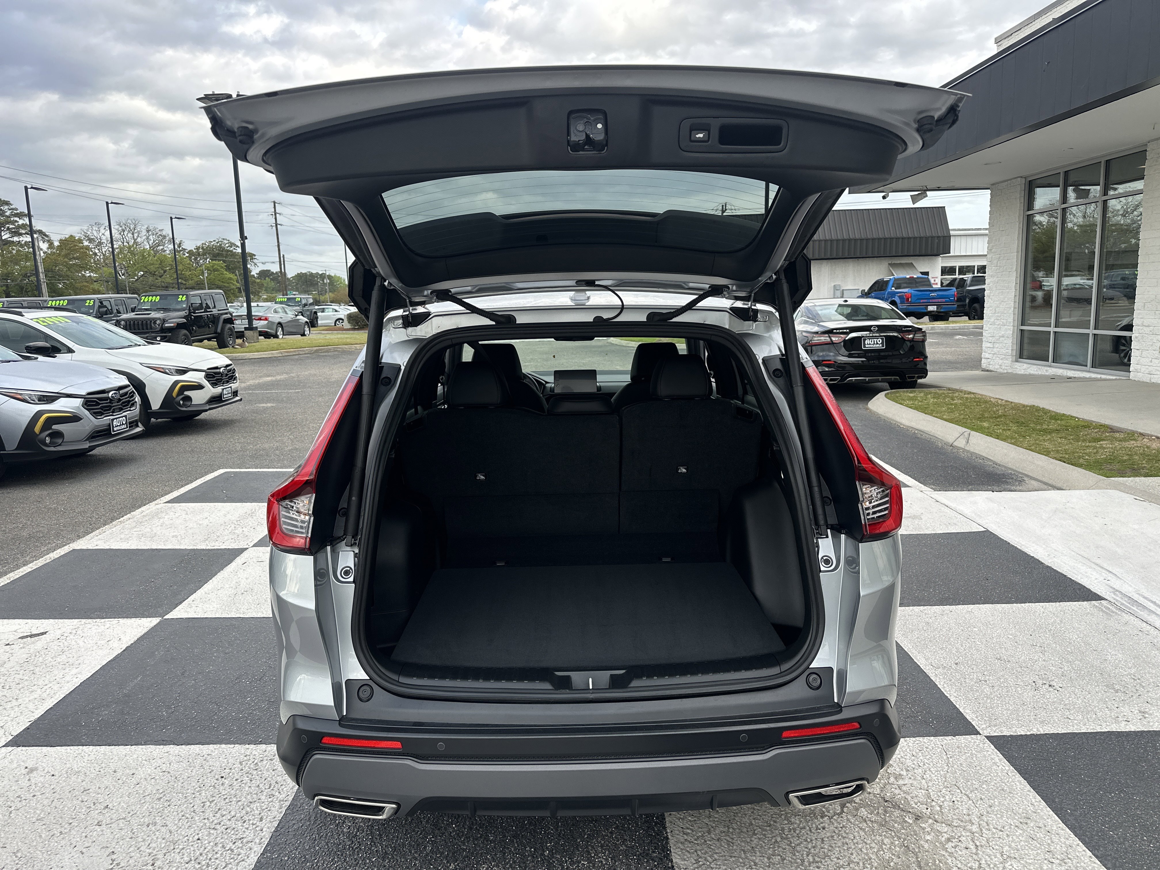 Used 2026 Honda CR-V Sport-L image 5