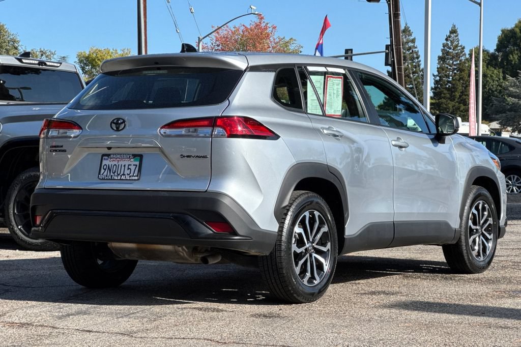 Certified 2025 Toyota Corolla Cross AWD Hybrid image 3