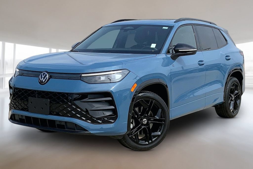 Certified 2025 Volkswagen Tiguan SE R-Line AWD/4WD image 1