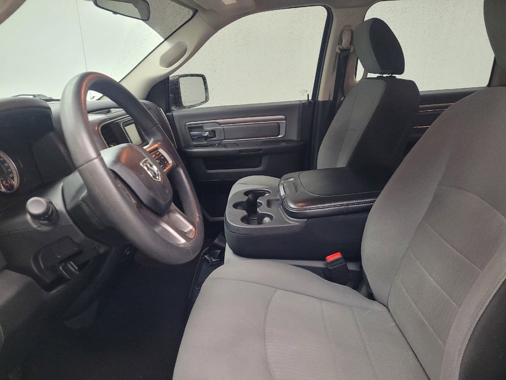 Used 2022 RAM 1500 Classic SLT image 17